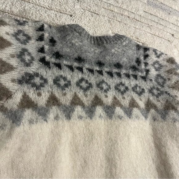 Vintage Icelandic Fairisle Sweater - Picture 5 of 6